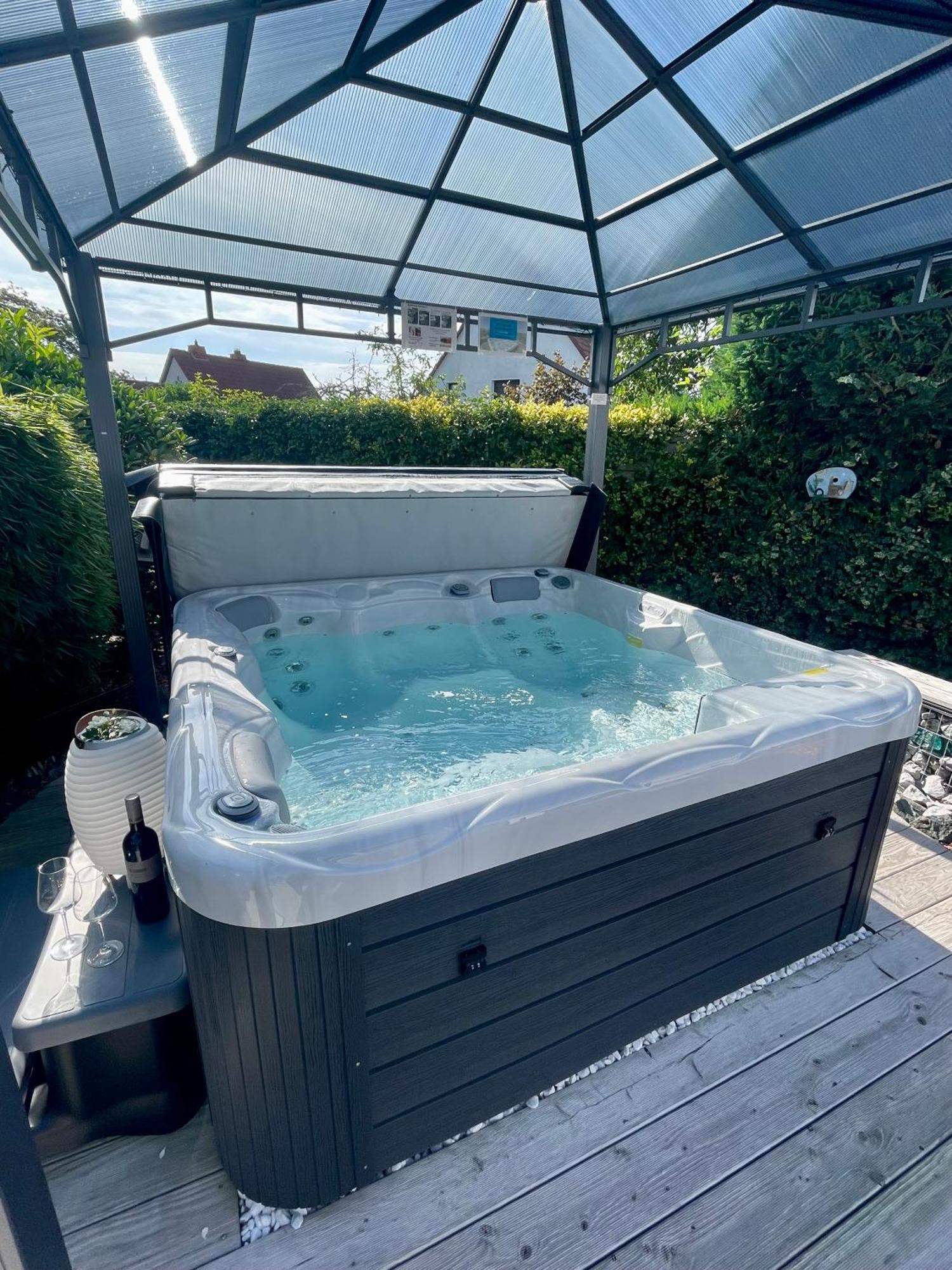 בראונפלס Ferienwohnung Schlossblick - 4 Sterne Sauna Pool Whirlpool Exklusiv מראה חיצוני תמונה