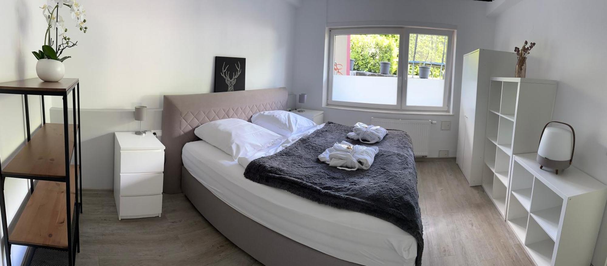 בראונפלס Ferienwohnung Schlossblick - 4 Sterne Sauna Pool Whirlpool Exklusiv מראה חיצוני תמונה
