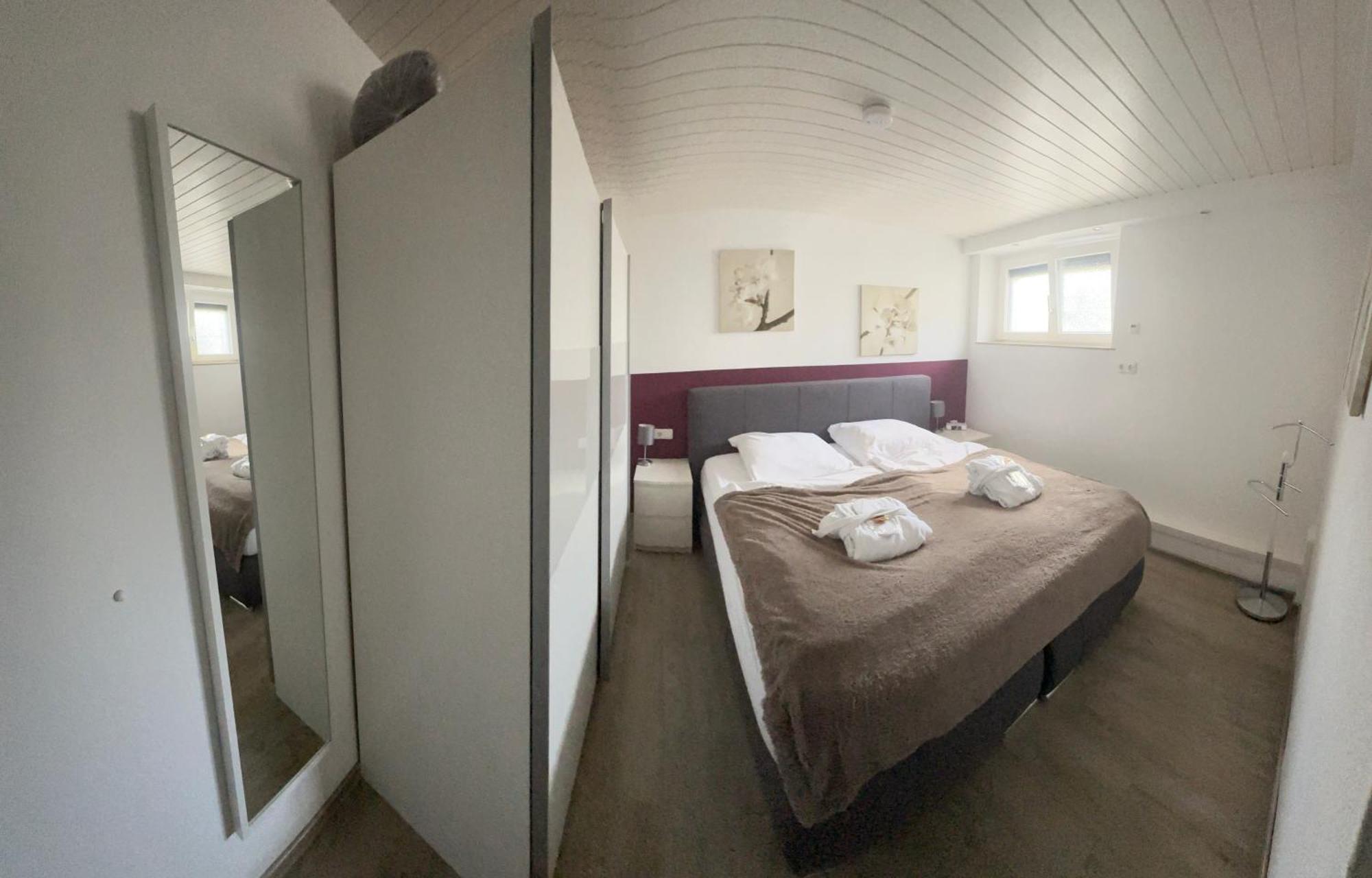 בראונפלס Ferienwohnung Schlossblick - 4 Sterne Sauna Pool Whirlpool Exklusiv מראה חיצוני תמונה