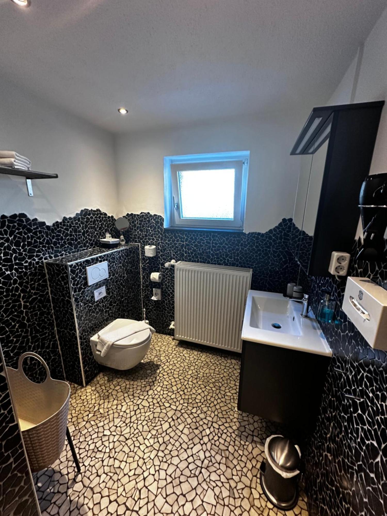 בראונפלס Ferienwohnung Schlossblick - 4 Sterne Sauna Pool Whirlpool Exklusiv מראה חיצוני תמונה
