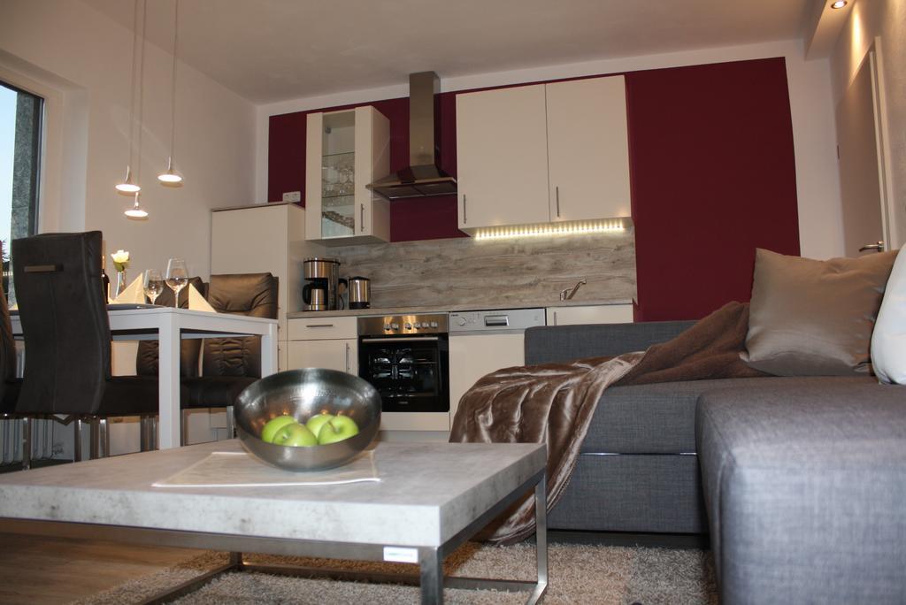 בראונפלס Ferienwohnung Schlossblick - 4 Sterne Sauna Pool Whirlpool Exklusiv מראה חיצוני תמונה